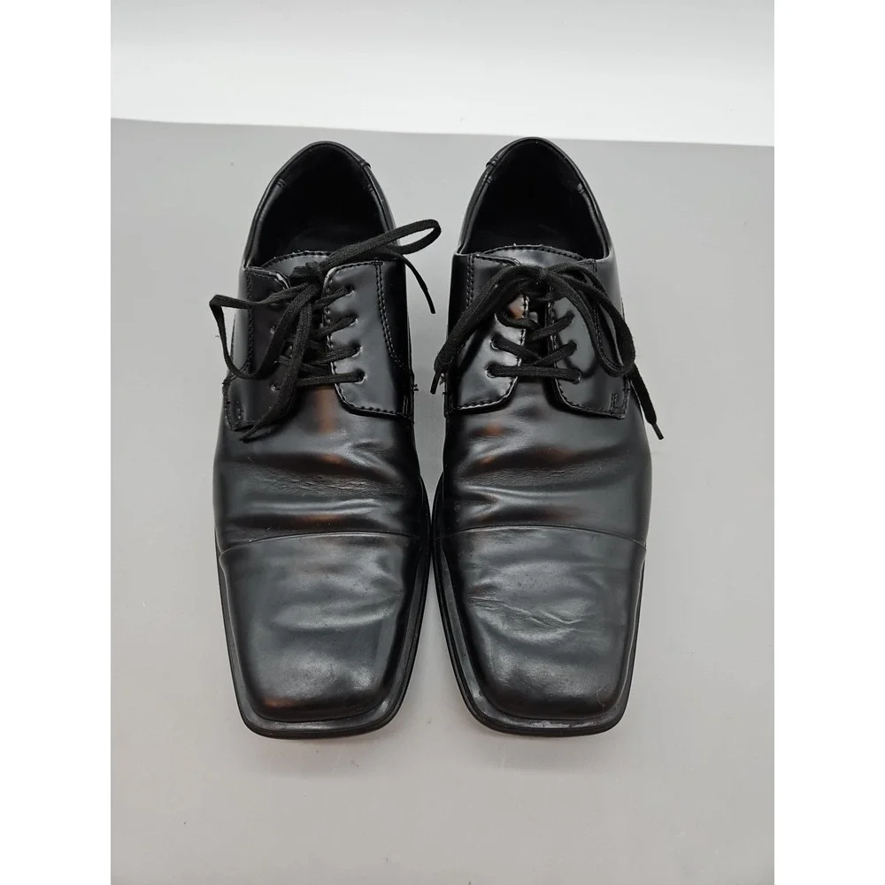Kenneth Cole Reaction Black Leather Dress Shoes Mens  Size 8M